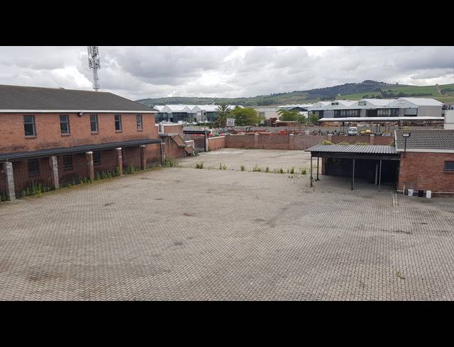 941M² OFFICE TO LET IN SAXENBURG PARK 2